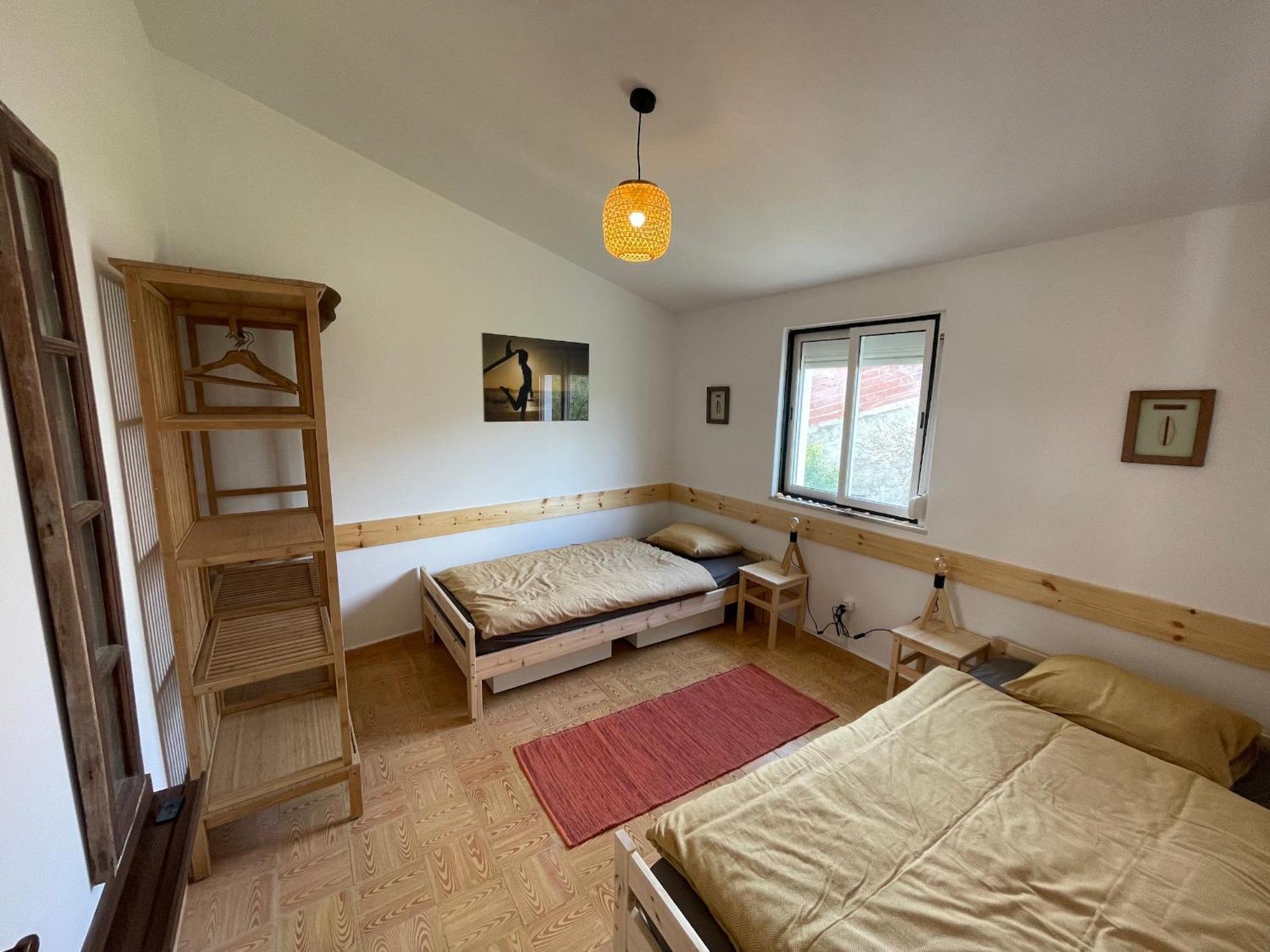 Little Hikers Hostel Raposeira  Екстер'єр фото
